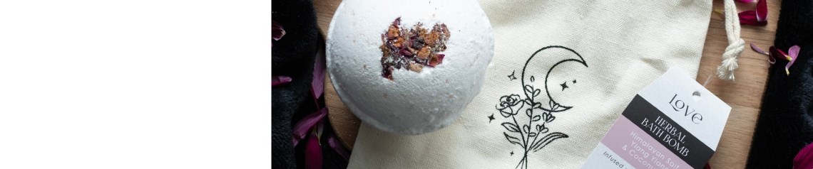 Wholesale bath bombs and herbal bath salts with relaxing fragrances, UK-made, palm oil free and vegan friendly. Perfect for spas, gift shops and bath product retailers. No minimum order and worldwide shipping.
