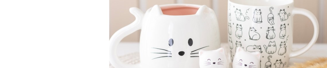 Wholesale cat-themed gifts and homeware. From Chinese money cats to gothic black cat designs, perfect for feline lovers.