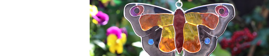 Wholesale butterfly gifts and home accessories. Beautiful designs for home decor, garden displays and gift shops.