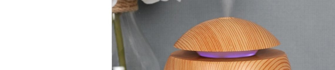 Long-lasting wholesale reed diffusers and aroma diffusers in popular scents. Flexible low order quantities and perfect for home fragrance retailers worldwide.