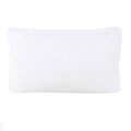 Coussin « Kiss Kiss » en bouclé, avec enveloppe