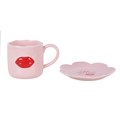 Taza y platillo con borde festoneado «It Was Only a Kiss»