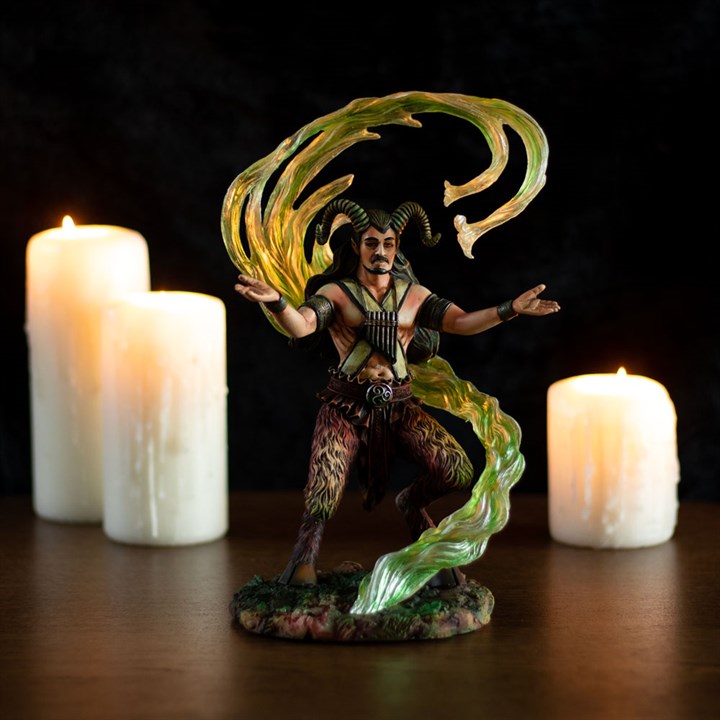 Figur av jordelementaren, designad av Anne Stokes