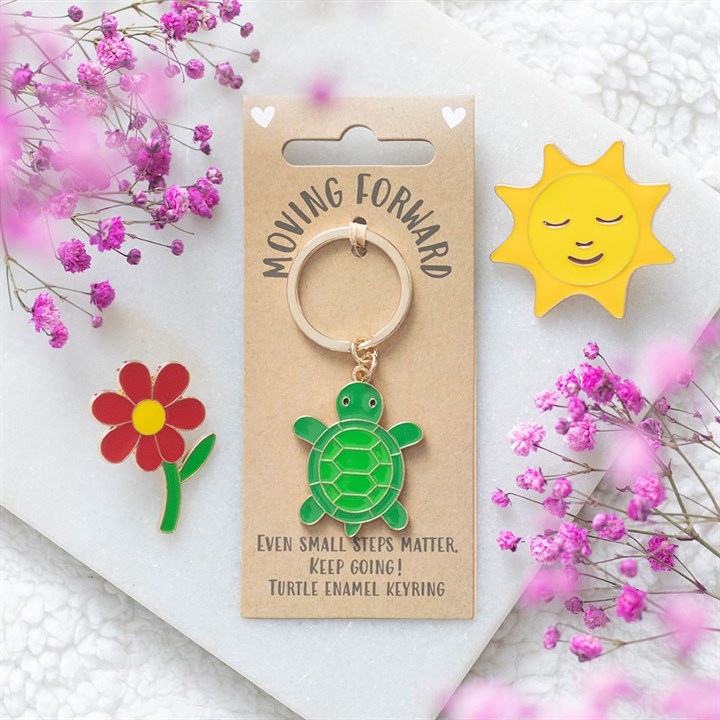 Eteenpäin-kilpikonna-avaimenperä