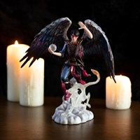 Estatueta do Mago Elemental do Ar, de Anne Stokes