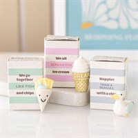 Lote de 24 obsequios con forma de gaviota y helado en expositor