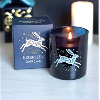 Vela «Leaping Hare» con aroma a mora y pino